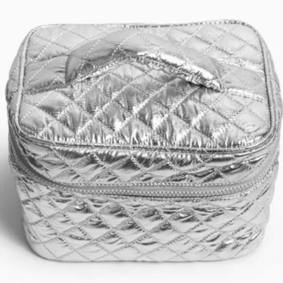 Cosmetic Travel Case / Makeup Bag - Metallic Silver - Picture 4 of 6